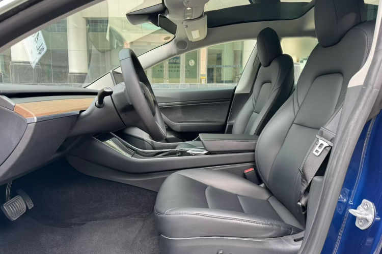 Tesla Model 3 2020 image de voiture #16