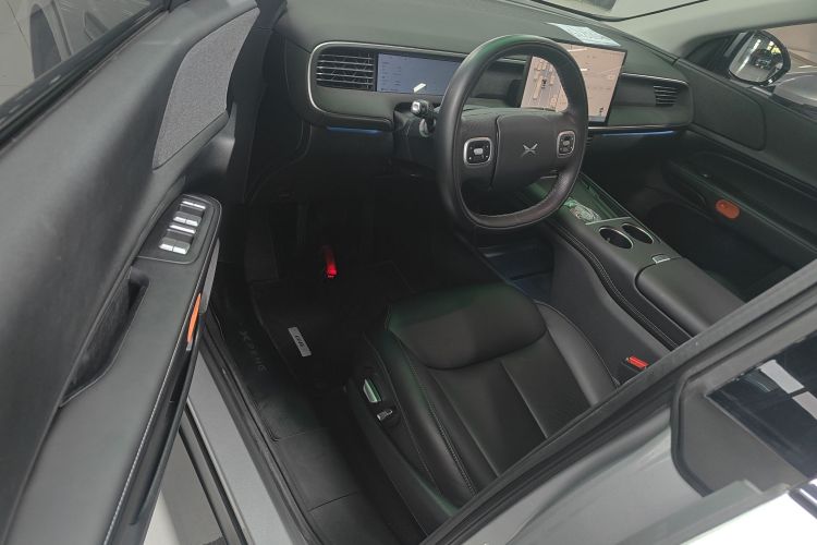 Xpeng G6 2024 immagine di auto #16