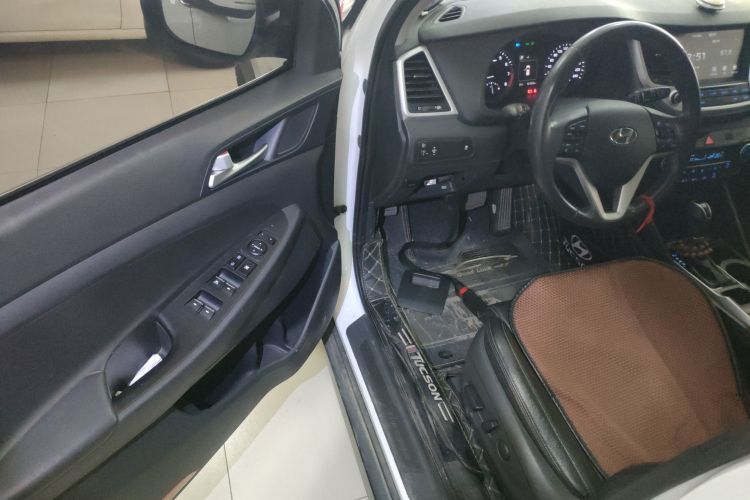 Hyundai Tucson 2018 #16 Hyundai Tucson 2018 car image #16