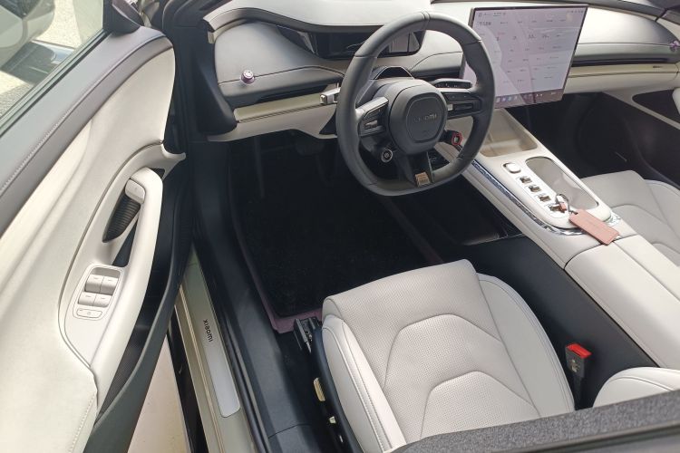 MI SU7 2024 car image #16