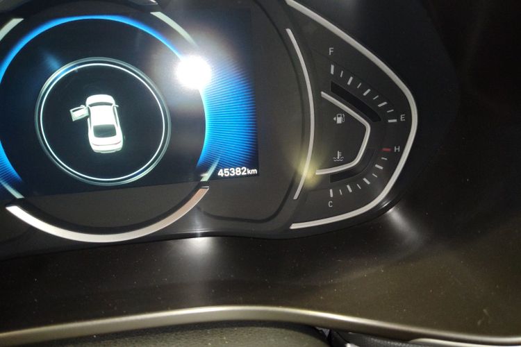 Hyundai Lafesta 2021 #16 Hyundai Lafesta 2021 car image #16