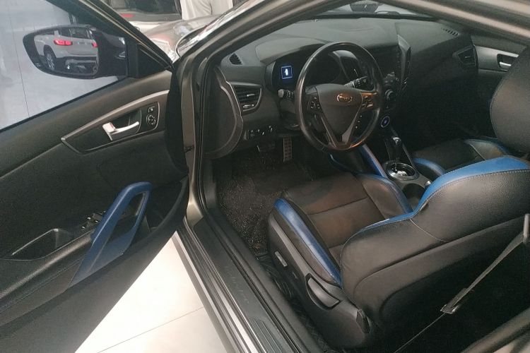 Hyundai Veloster 2017 immagine di auto #16