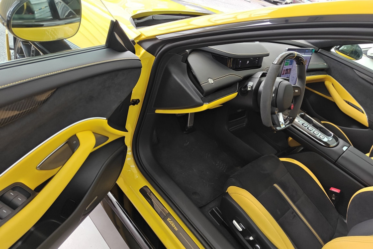 小米汽车 小米SU7 Ultra 2025 汽车图片 #16