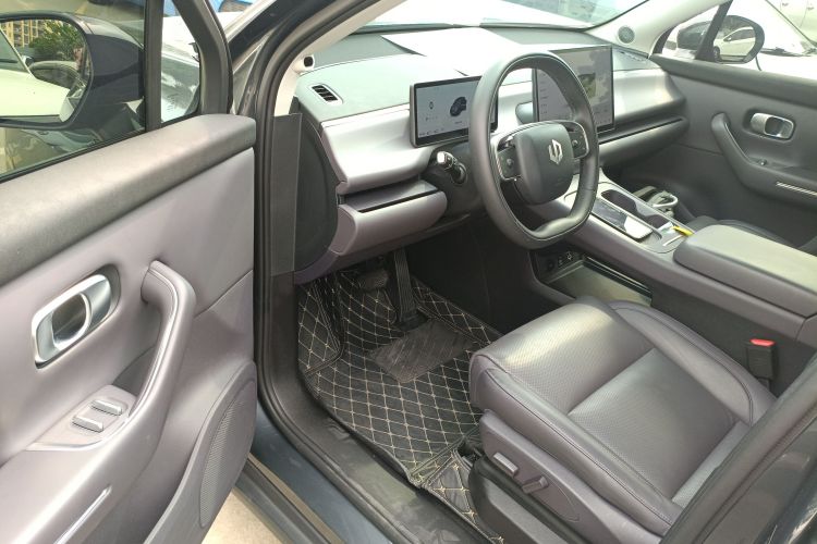 零跑汽车 零跑C10 2024 汽车图片 #16