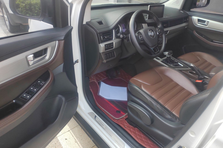 Forthing JOYEAR X6 2018 #16 Forthing JOYEAR X6 2018 car image #16