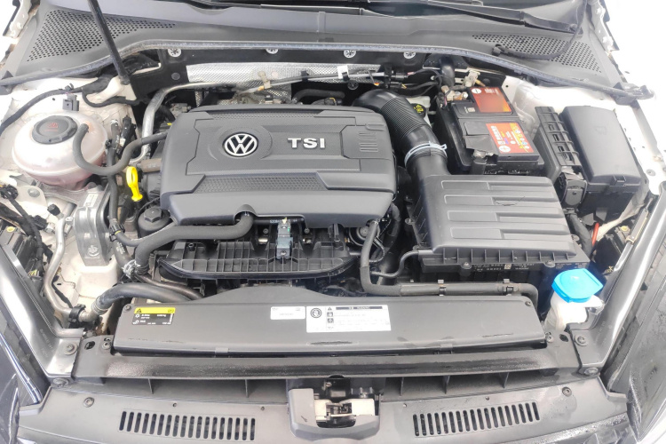 Volkswagen Golf (Imported) 2019 immagine di auto #16