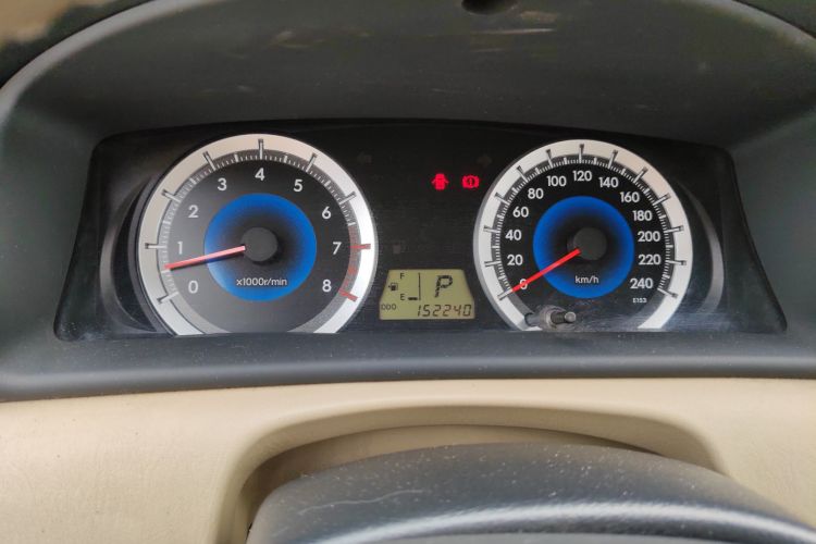 Toyota Corolla (Classic) 2015 #16 Toyota Corolla (Classic) 2015 immagine di auto #16