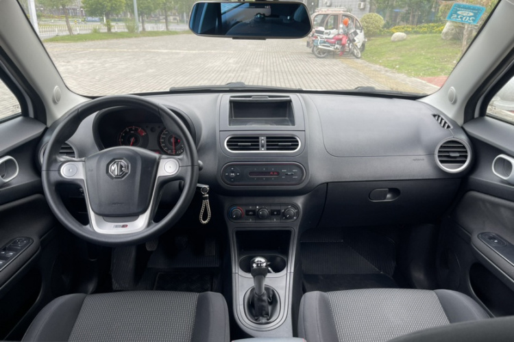 MG 3 2016 car image #16