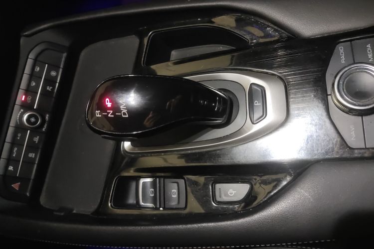 Haval F7 2019 #16 Haval F7 2019 image de voiture #16
