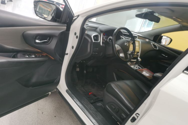 Nissan Murano 2020 image de voiture #16