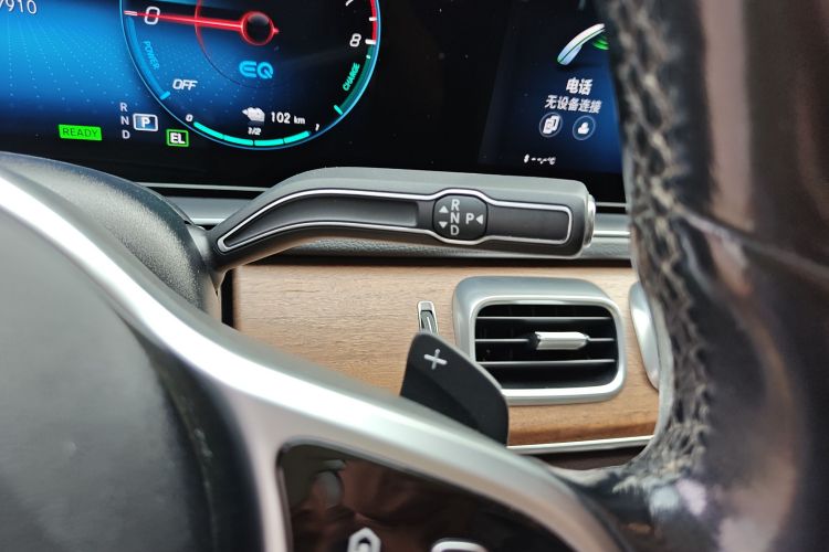 Mercedes-Benz GLE Class New Energy 2021 car image #16