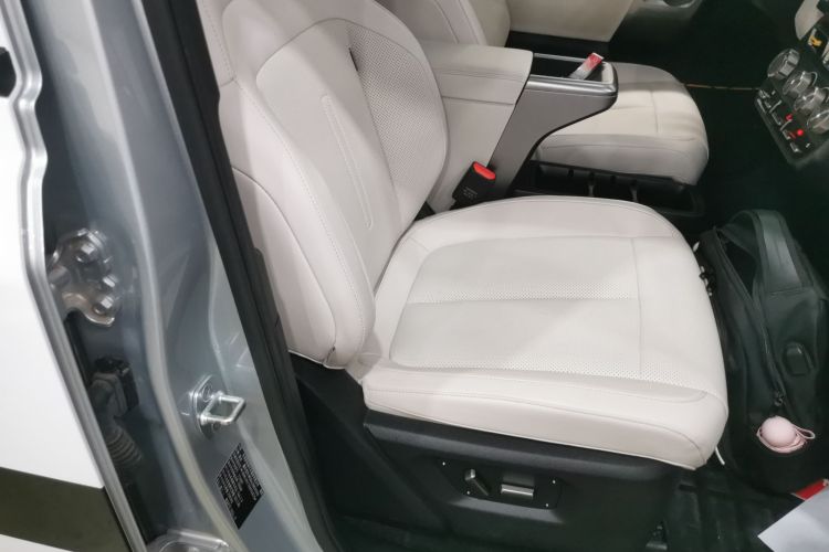 2024 imagen de coche #16