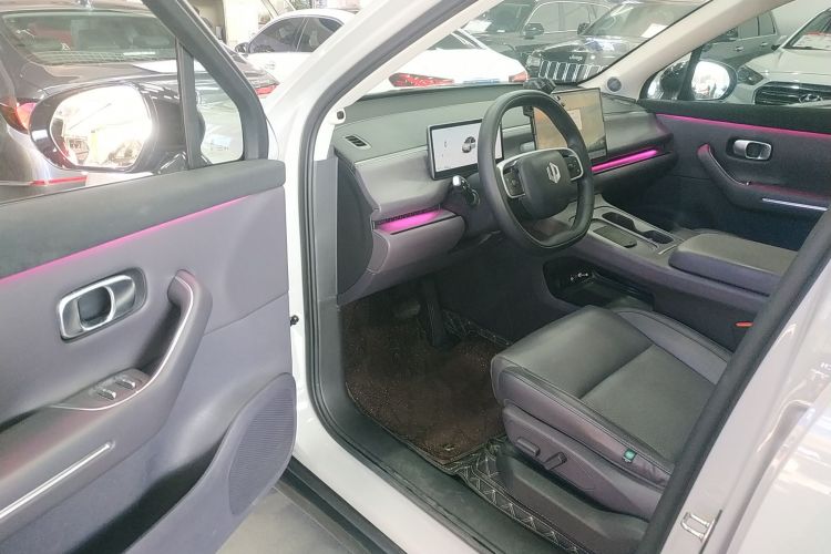 零跑汽车 零跑C10 2025 汽车图片 #16