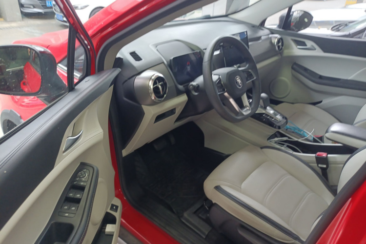 BYD Yuan Pro 2021 car image #16