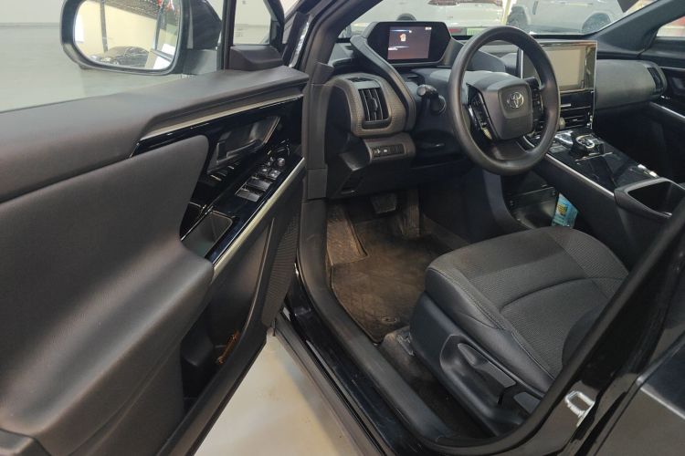 丰田 一汽丰田bZ4X 2023 #16 丰田 一汽丰田bZ4X 2023 汽车图片 #16