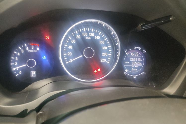 Honda VEZEL 2018 car image #16