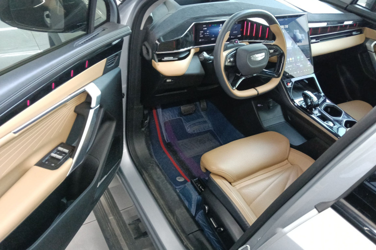 GEELY Boyue L 2022 car image #16