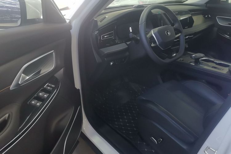 Changan X7 PLUS 2024 car image #16