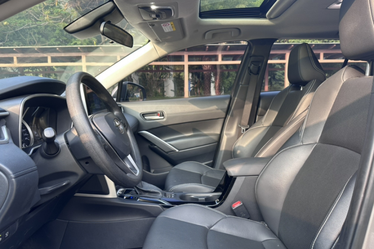 Toyota Frontlander 2022 #16 Toyota Frontlander 2022 immagine di auto #16