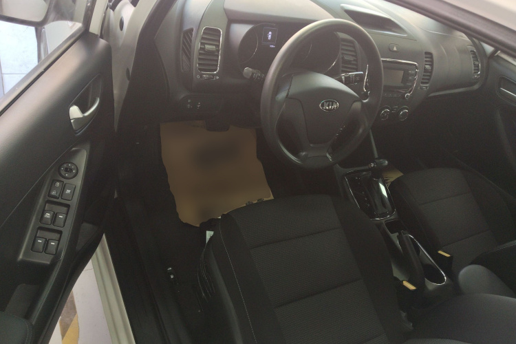 Kia 2017 car image #16