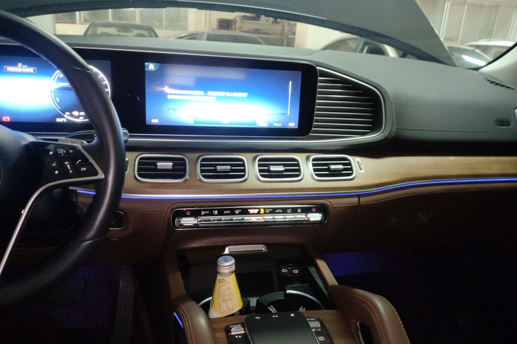 Mercedes-Benz GLE Class New Energy 2023 car image #16