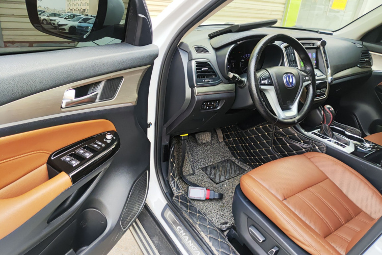 Changan CS95 2018 car image #16