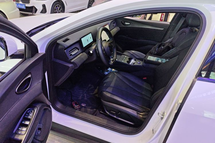 BYD Seal 06 DM-i 2025 #16 BYD Seal 06 DM-i 2025 immagine di auto #16