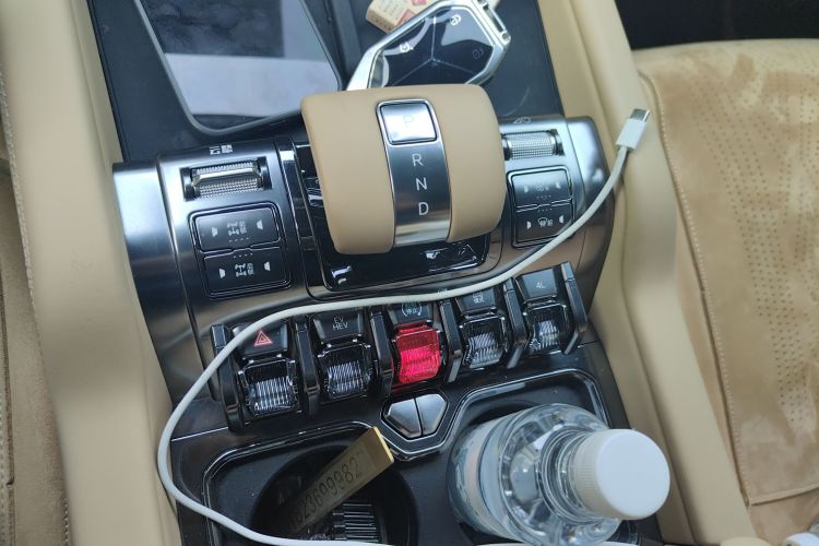 FangChengBao Leopard 8 2025 car image #16