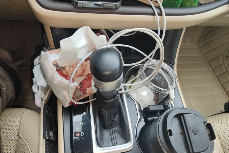 Toyota Highlander 2019 car image #16
