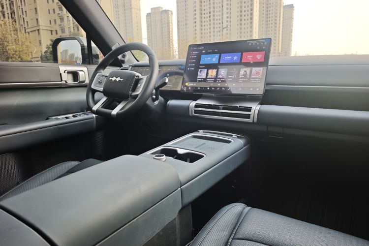 FangChengBao Tiger 7 2025 car image #16