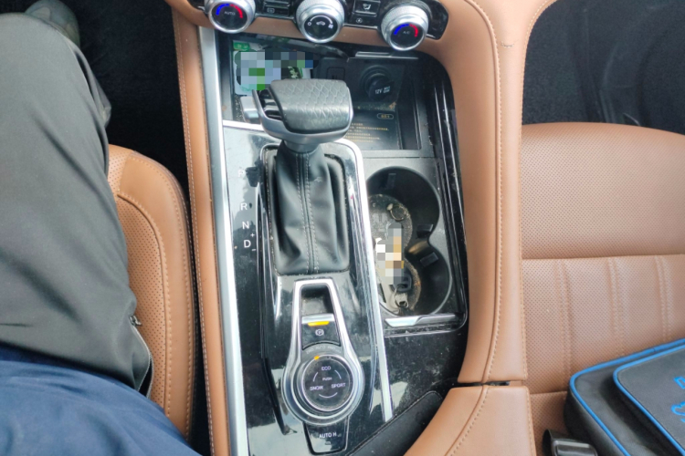 Changan CS95 2021 #16 Changan CS95 2021 car image #16