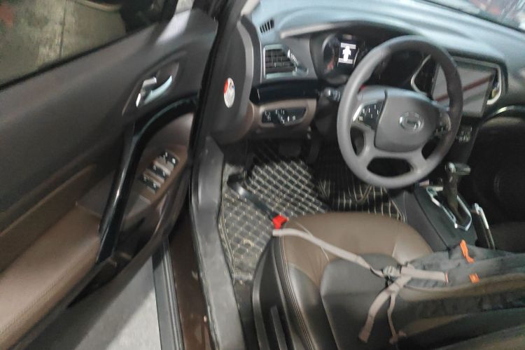 GAC Trumpchi GS4 2017 #16 GAC Trumpchi GS4 2017 car image #16