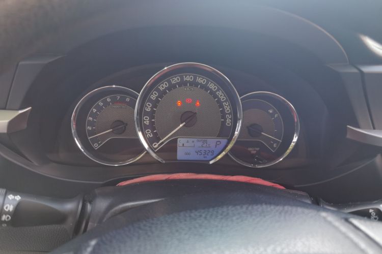 卡罗拉 2015 汽车图片 #16