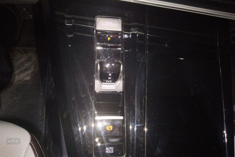 Volkswagen Talagon 2023 car image #16