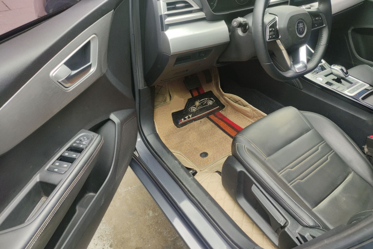 BYD Qin New Energy 2021 #16 BYD Qin New Energy 2021 car image #16