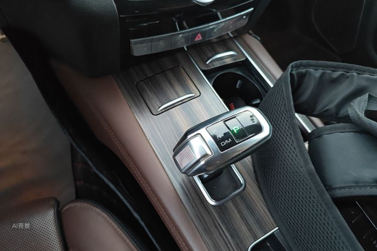 Haval H9 2018 car image #16