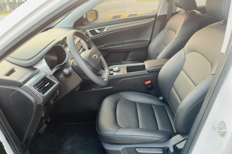 GEELY Emgrand New Energy 2024 car image #16