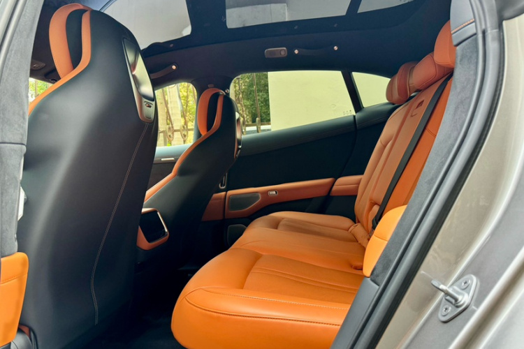 小米汽车 小米YU7 2025 #16 小米汽车 小米YU7 2025 汽车图片 #16