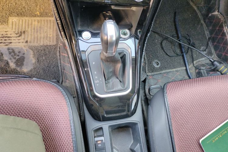 T-Roc 2019 car image #16