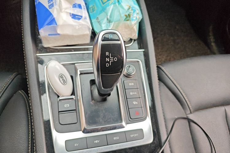 BYD Song MAX New Energy 2019 car image #16