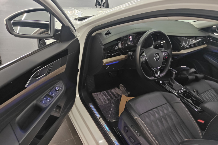 Volkswagen Passat New Energy 2020 #16 Volkswagen Passat New Energy 2020 car image #16