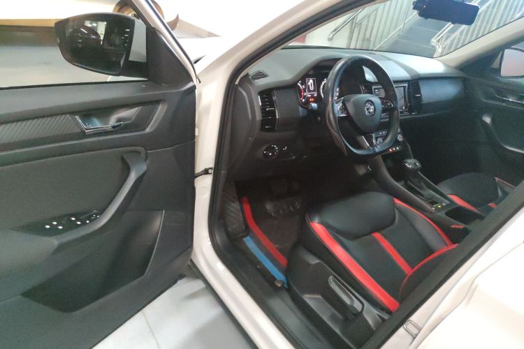 Skoda Kodiaq 2020 car image #16