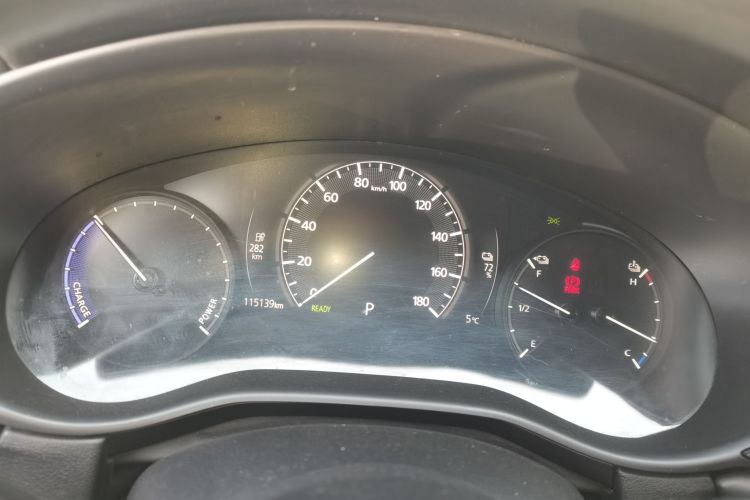 Mazda CX-30 EV 2022 صورة سيارة #16