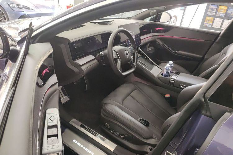 Denza Z9 2024 immagine di auto #16