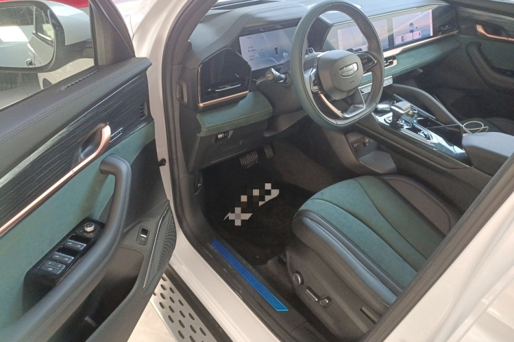 GEELY Monjaro 2025 car image #16