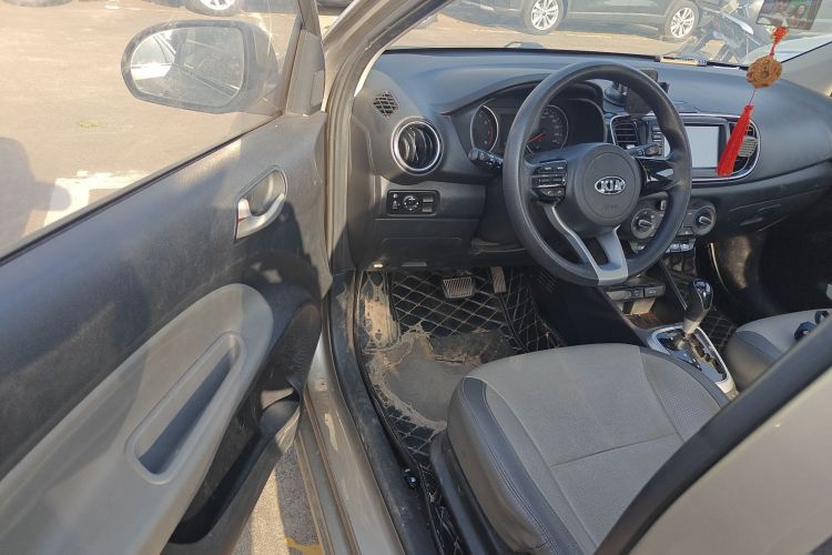 Kia Pegas 2018 image de voiture #16