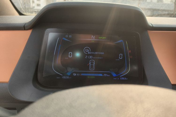 BYD e1 2019 #16 BYD e1 2019 car image #16