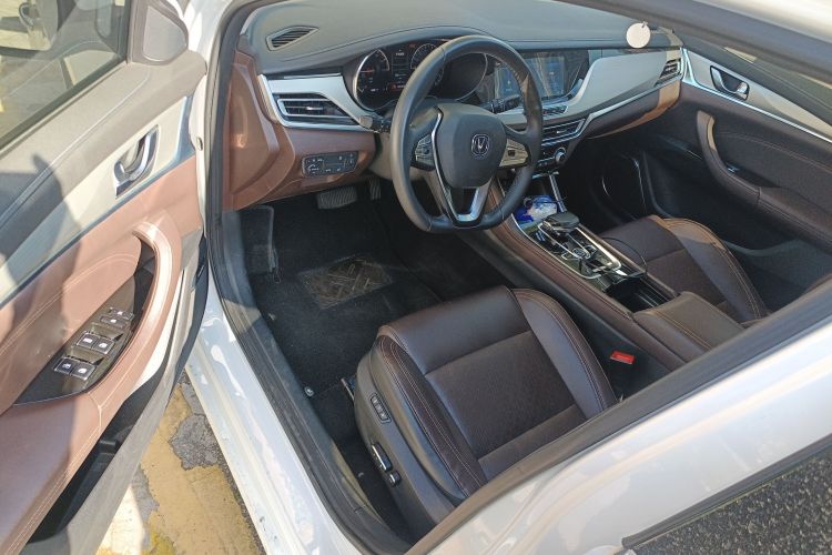 Changan Eado EV 2019 image de voiture #16