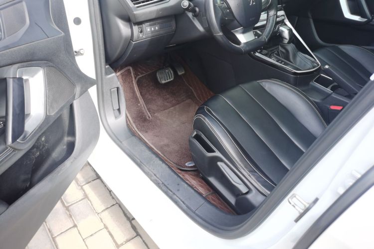 Peugeot 308 2017 #16 Peugeot 308 2017 car image #16