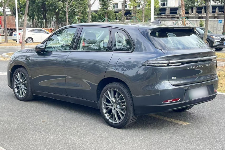 零跑汽车 零跑C10 2024 汽车图片 #16